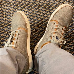 Meet your Posher, Justin